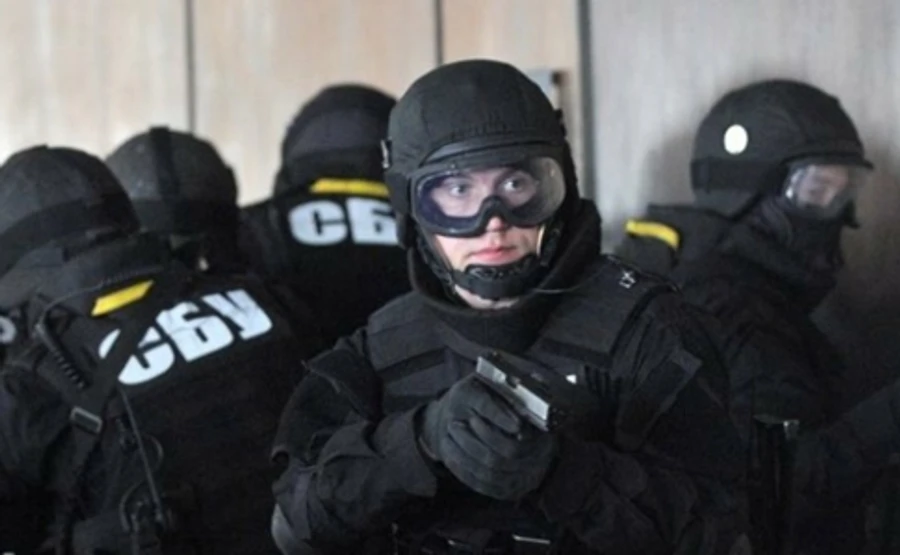 СБУ проводить обшуки в Київметробуді та Укргазбанку