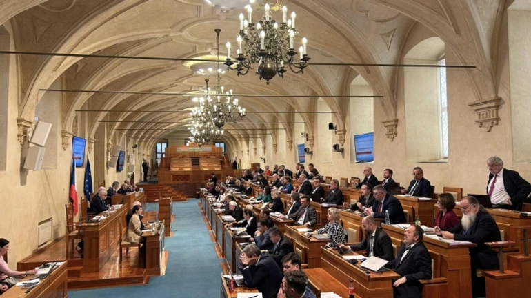 Czech Senate recognises Crimean Tatars' deportation as act of genocide – photos, video