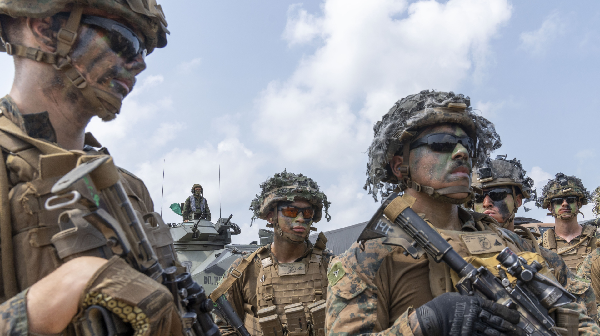 США перекидають на Близький Схід елітну дивізію десантників для операцій проти Ірану – WSJ