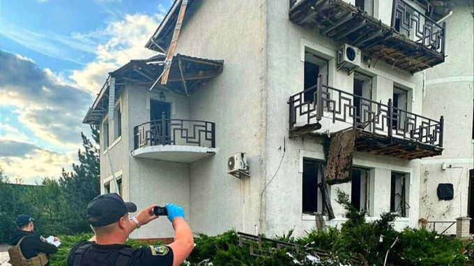 Обломки сбитых Шахедов ранили 2 человек на Киевщине – ОВА