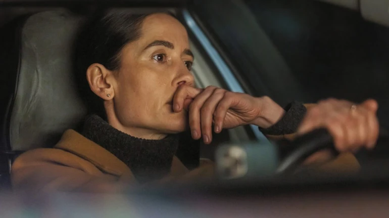 История войны и женщин, рассказанные мужчинами: почему стоит посмотреть сериал Перевозница