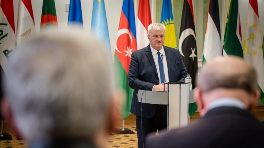 Ukraine's foreign minister: Russia's actions show that Putin wants to prolong war