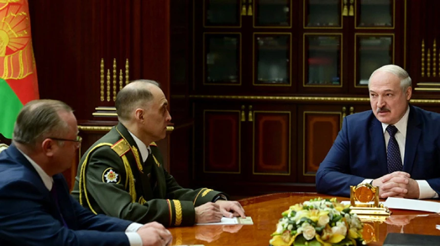 Лукашенко – новому госсекретарю Совбеза: времена непростые, шатать нас будут