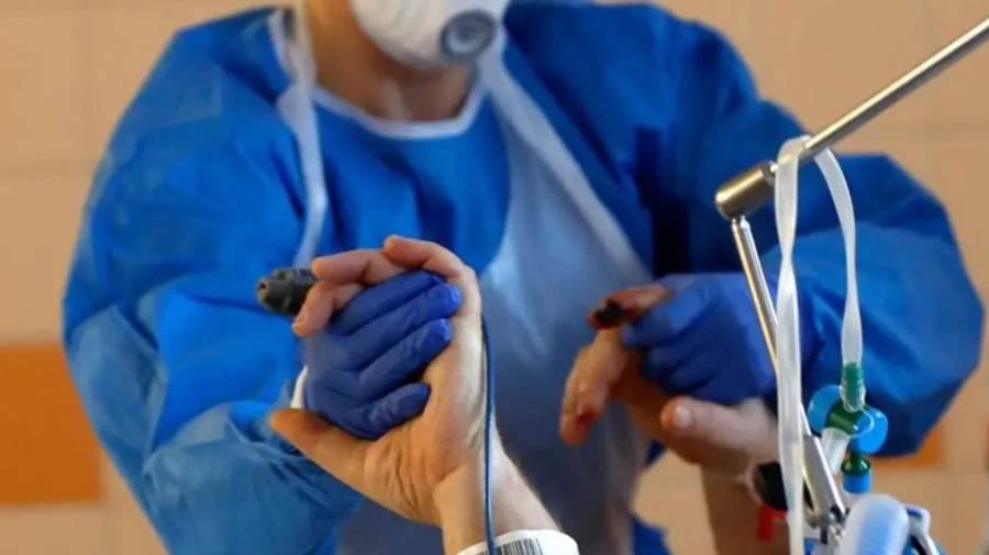 В Минздраве объяснили, как изменили стандарт оказания помощи больным при коронавирусе