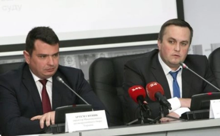 НАБУ і САП просять Зеленського ветувати закон про начебто скасування недоторканності