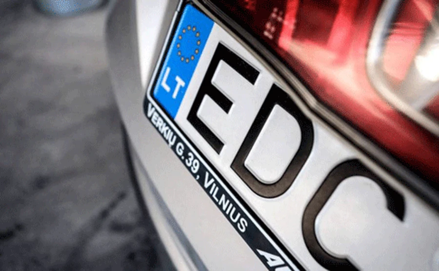 Поліція почала полювати на порушників з євробляхами