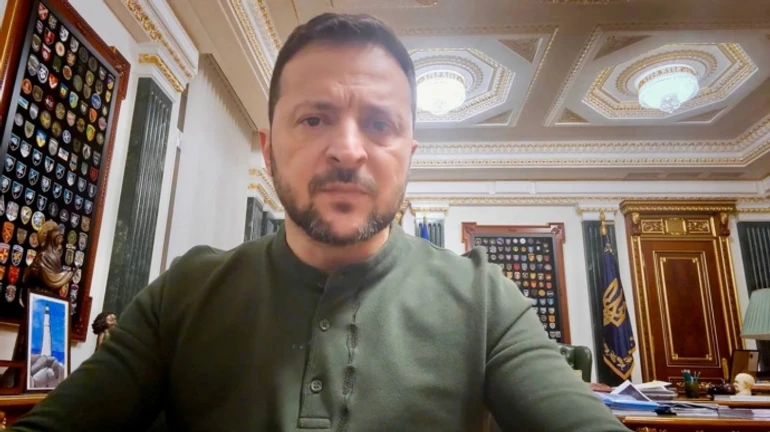 Zelenskyy instructs government to report on suspended US programmes