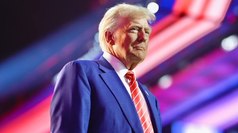 Трамп про угоду щодо Гренландії: Якщо не зробимо це простим шляхом, то зробимо складним