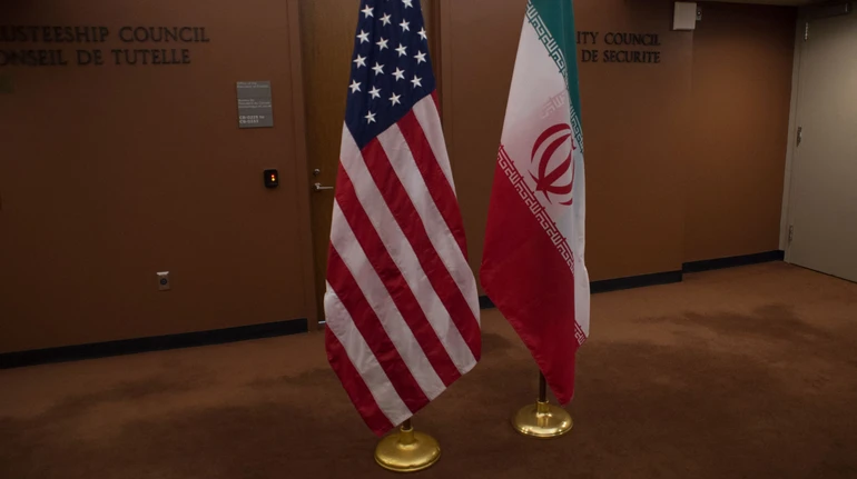 СМИ: В Стамбул в день переговоров США и Ирана приедут еще министры из шести стран Ближнего Востока