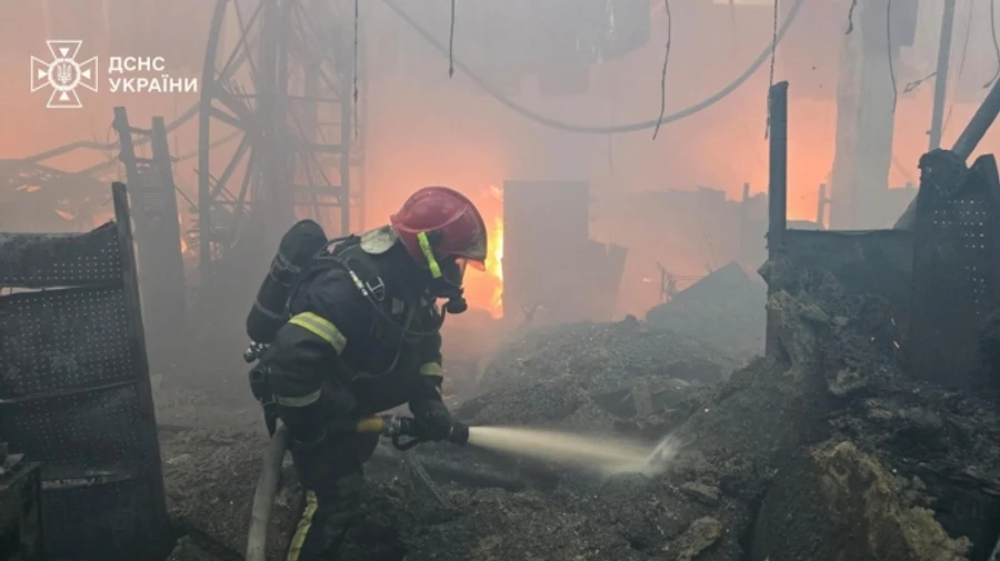 Пожежу в Епіцентрі у Харкові локалізували