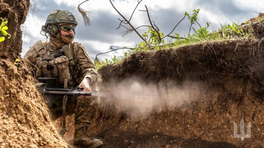 Russia loses 1,250 soldiers and 22 tanks over past day