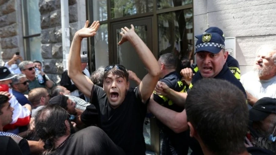 У Грузії скасували ЛГБТ-марш через погрози