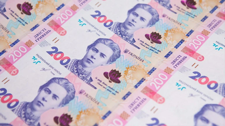 Заробили їх разом. Як кошти коронавірусного фонду пішли на потреби відомств