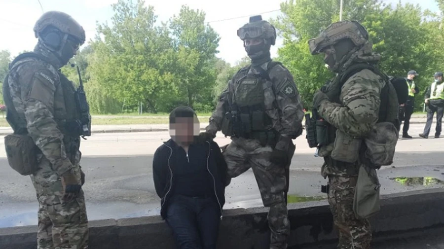 Хотел привлечь внимание к своим проблемам: минеру моста грозит до 8 лет тюрьмы