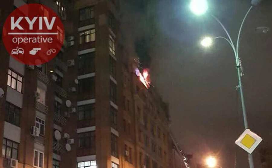 В центре Киева горел жилой дом