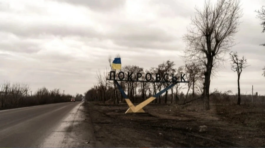 The Russians set up flag guards in Pokrovsk for the sake of propaganda, the city is being cleaned up by the military