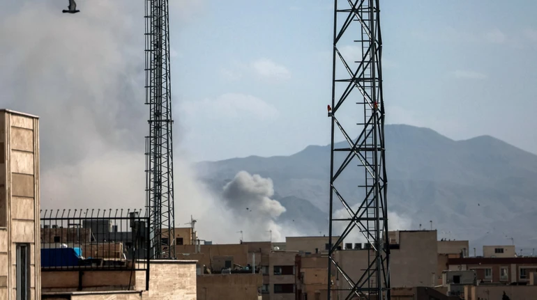 Иран: Более 100 человек погибли в школе из-за удара США и Израиля