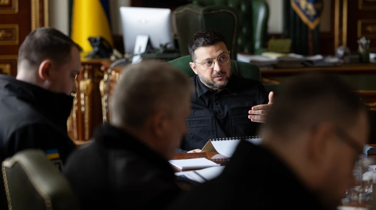 Зеленський про реформу в армії: У травні все фіналізуємо, щоб із червня були відчутні зміни