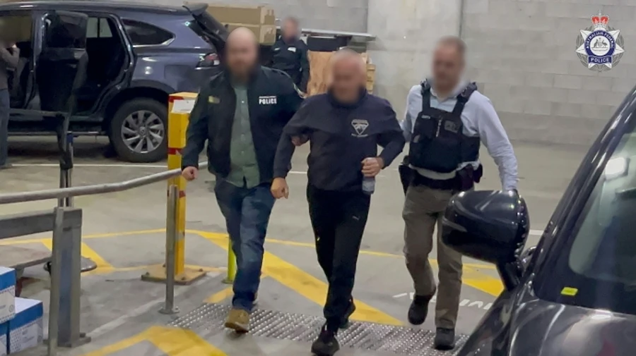 Australia accuses Russian-born family of espionage – photo