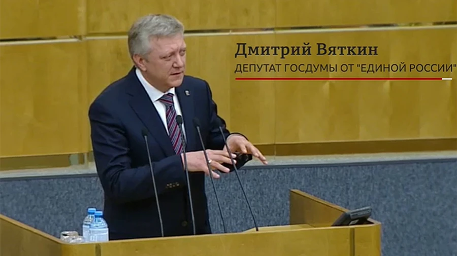 В Госдуме единоросс объяснил, почему не мобилизуют депутатов: Уйти на фронт – самое простое 