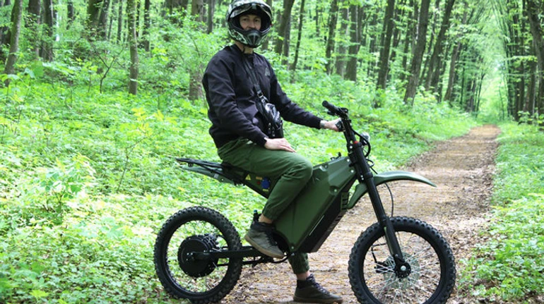 Колеса для Javelin и зарядка для Starlink. Как в Тернополе делают электробайки для военных