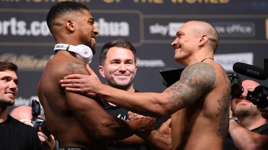 Усик следующий чемпионский бой должен снова провести против Джошуа