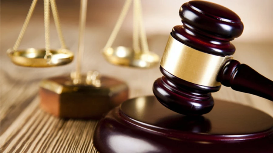 В Росії громадянам РФ і Вірменії дали 10 років колонії: нібито передали Україні деталі ЗРК C-300