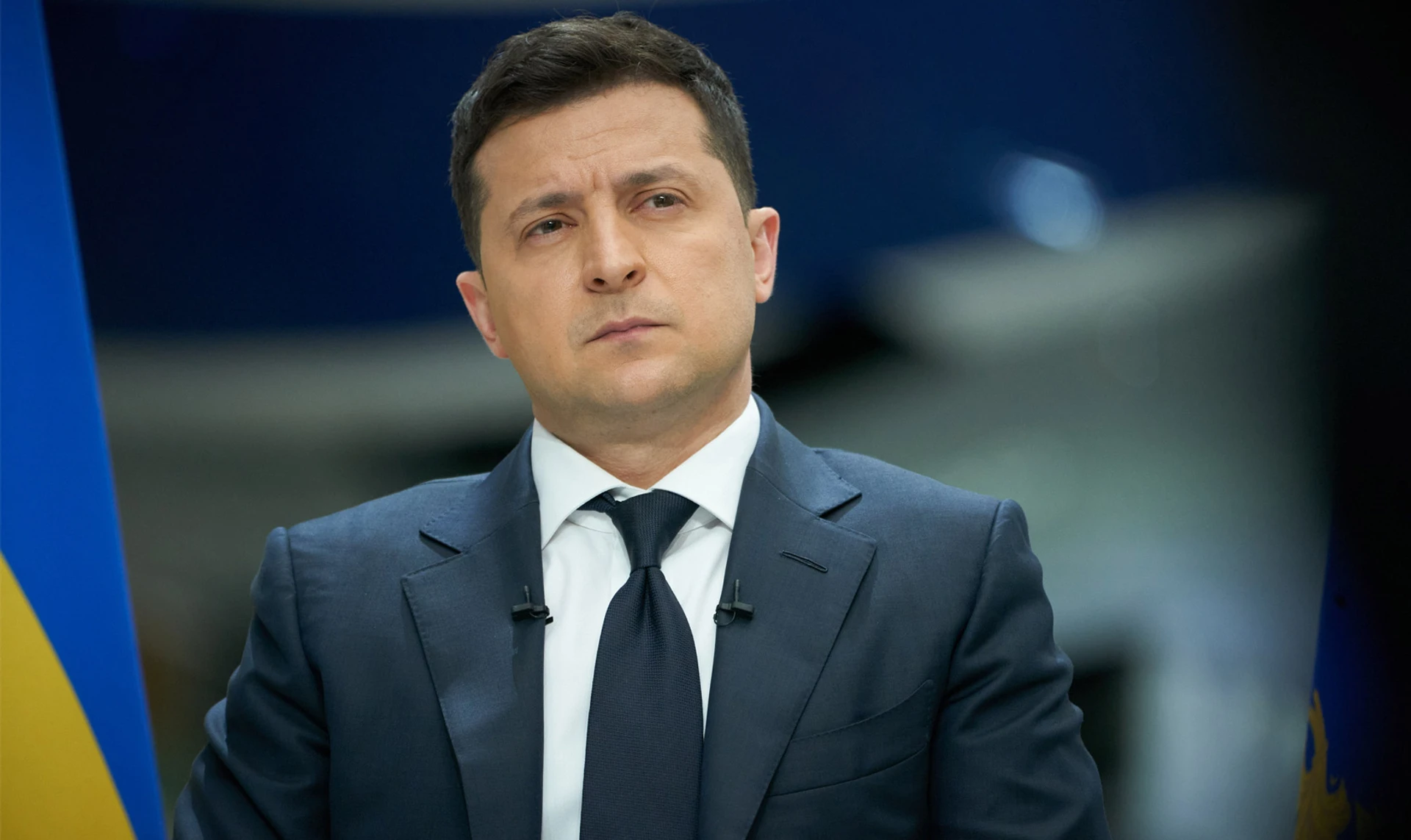 Сильна рука Зеленського. Чи принесуть санкції народну любов