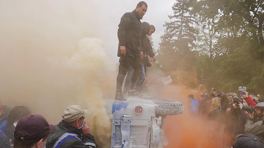 Біля Ради затримали 8 людей: перешкоджали акції