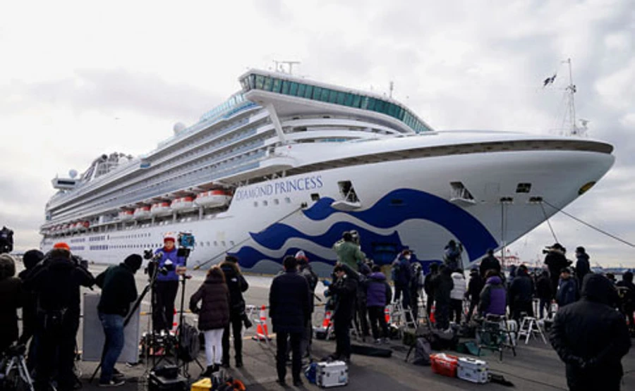 Серед заражених на коронавірус на лайнері Diamond Princess українців немає – МОЗ