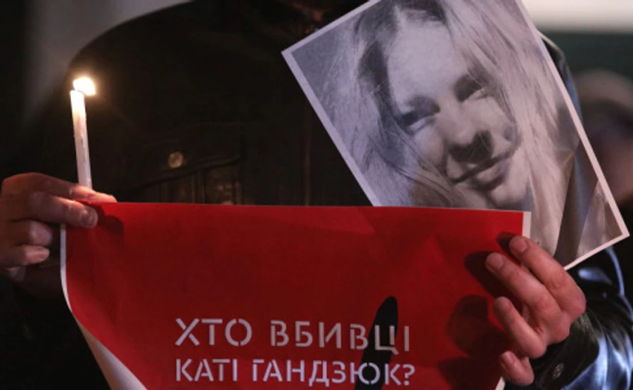 Журналісти показали реконструкцію подій нападу на Гандзюк