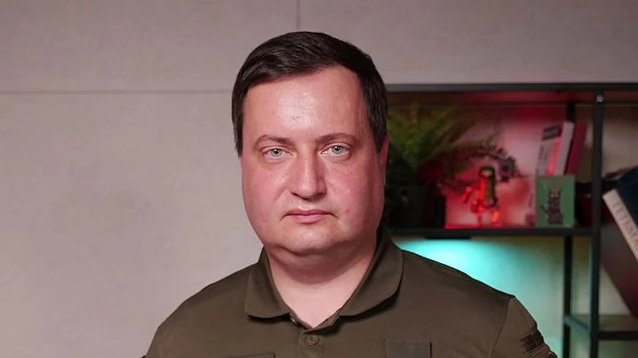 Russian propaganda spreads lies about Ukrainian pilot switching over to Russia