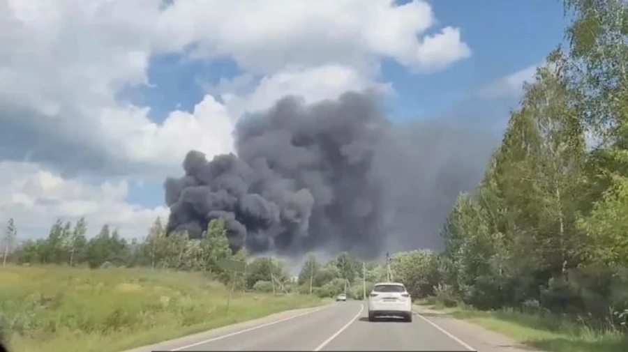 Під Москвою спалахнув склад з пластиком і гумою 