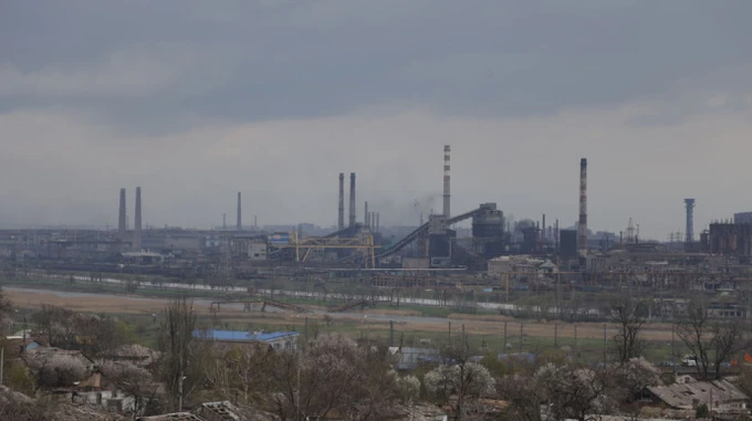 Планируется эвакуация медиков и раненых из Азовстали – Зеленский