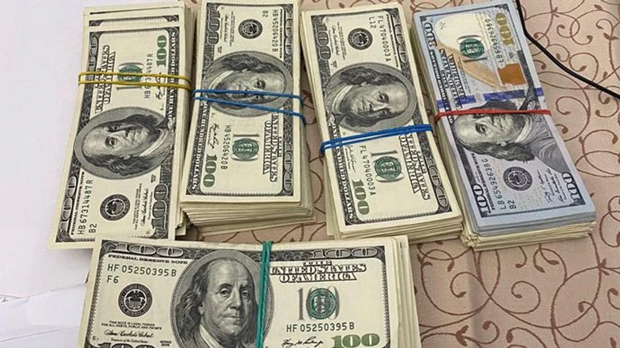 ВАКС дав 5 років умовно ексадвокату за хабар 5 млн доларів голові Фонду держмайна 