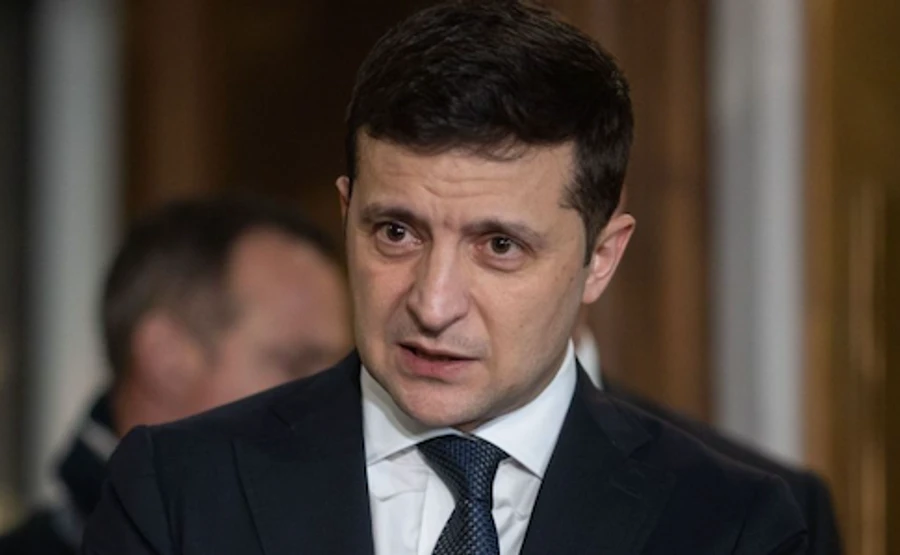 Зеленський відреагував на сутичку під Радою навколо ринку землі