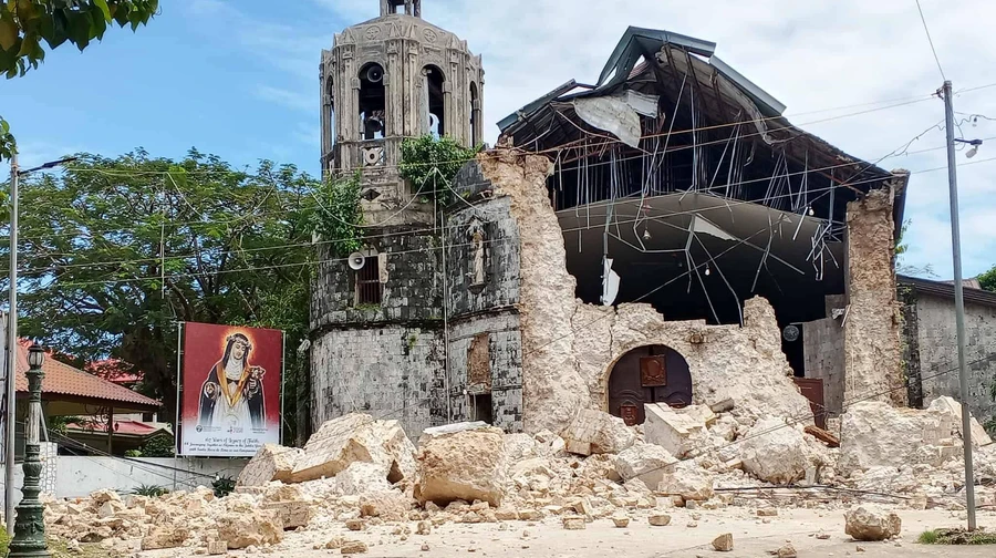 Потужний землетрус сколихнув Філіппіни: загинули щонайменше 69 людей