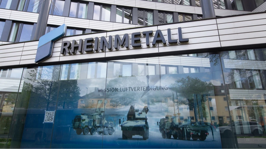 Україна уклала з Rheinmetall контракт на постачання 155-мм артснарядів