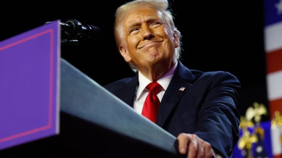 Трамп уже жартує про третє президентство, яке заборонене Конституцією США