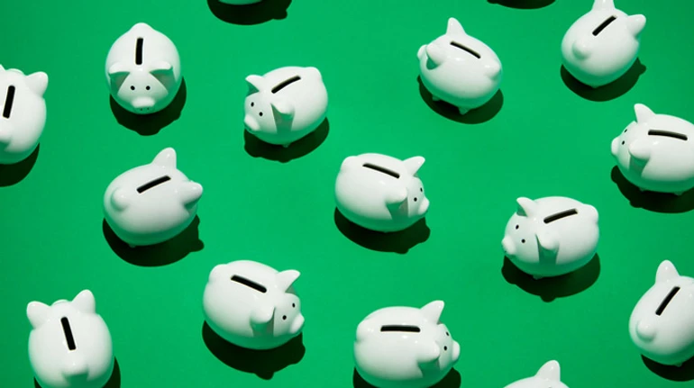 Податки, тарифи, пенсії та нові правила для обмінників: що змінюється з 1 січня