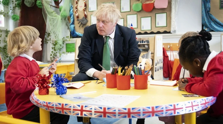 Евроинтеграция от Джонсона: что может стоять за новой инициативой Великобритании