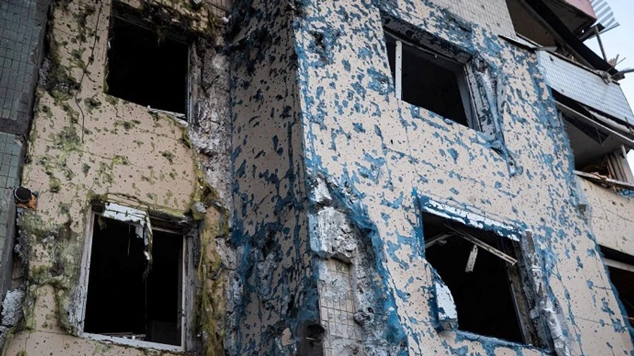 Після потрапляння снаряда у київський двір евакуйовано 200 осіб