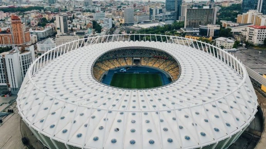 Через футбол у київському метро можуть закрити вхід на 3 станції