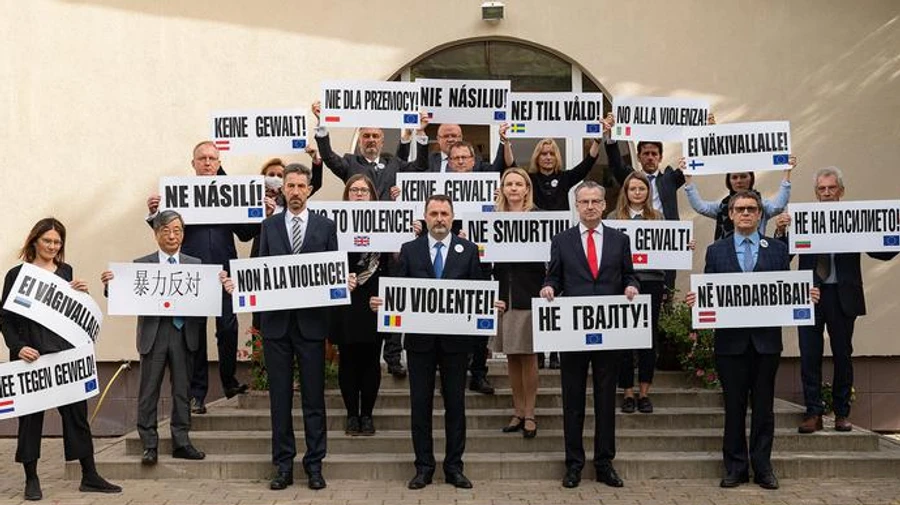 Євросоюз ввів санкції проти чиновників Білорусі - але не Лукашенка