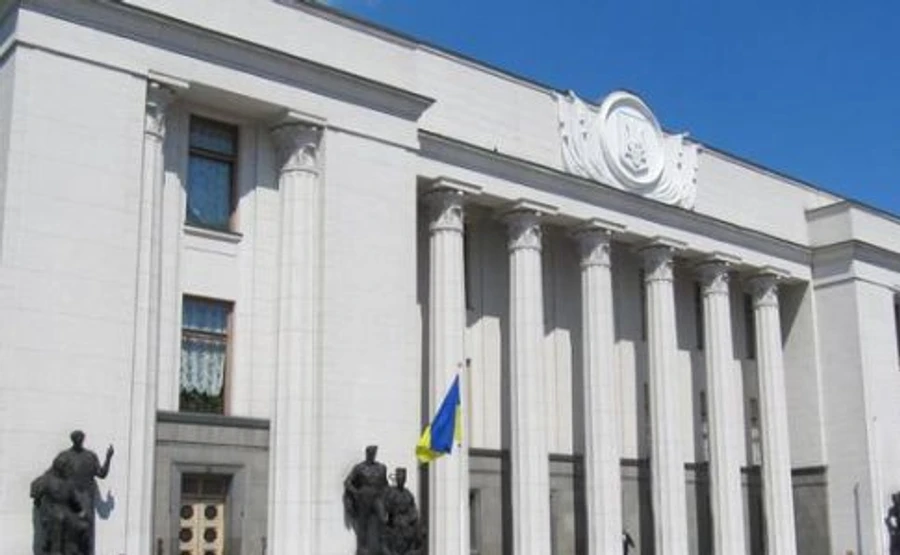 На позачерговому засіданні Рада розгляне два питання