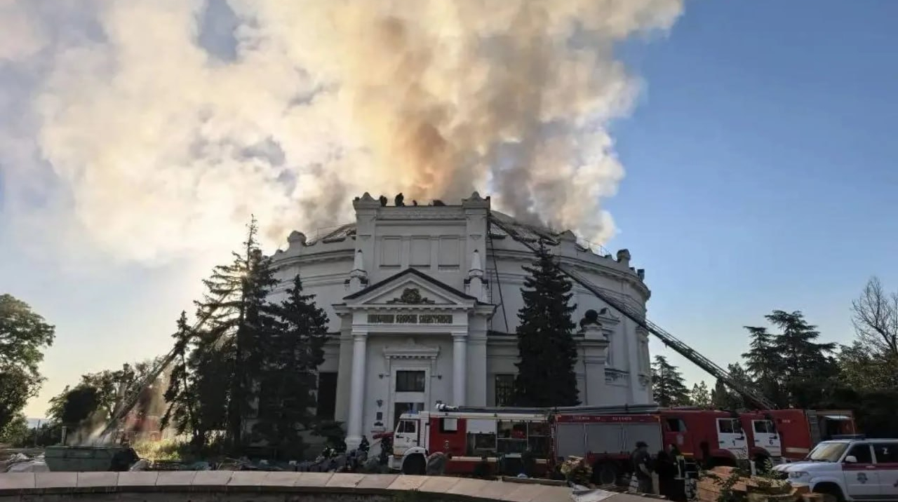 У Криму під час атаки дронів загорівся музей-панорама "Оборо