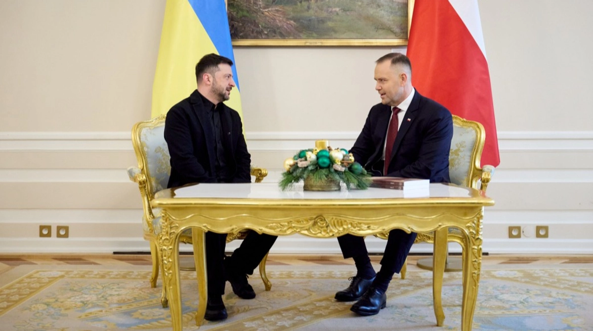 Зеленський про позбавлення ордена: Навроцький ескалує через політику