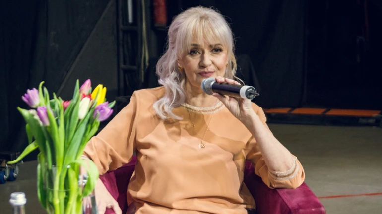 Языковой скандал: Фарион ждет СБУ, студенты обклеили политехнику листовками, вуз отреагировал