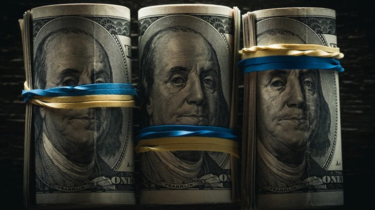 Семизначные зарплаты: сколько государство потратило на топ-менеджеров банков во время войны