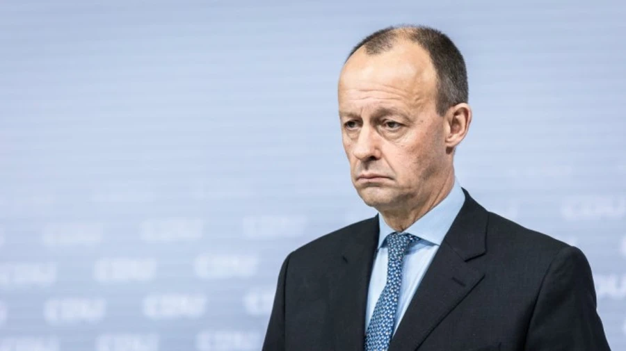 Лідер німецької ХДС допустив спільні європейські постачання зброї в Україну